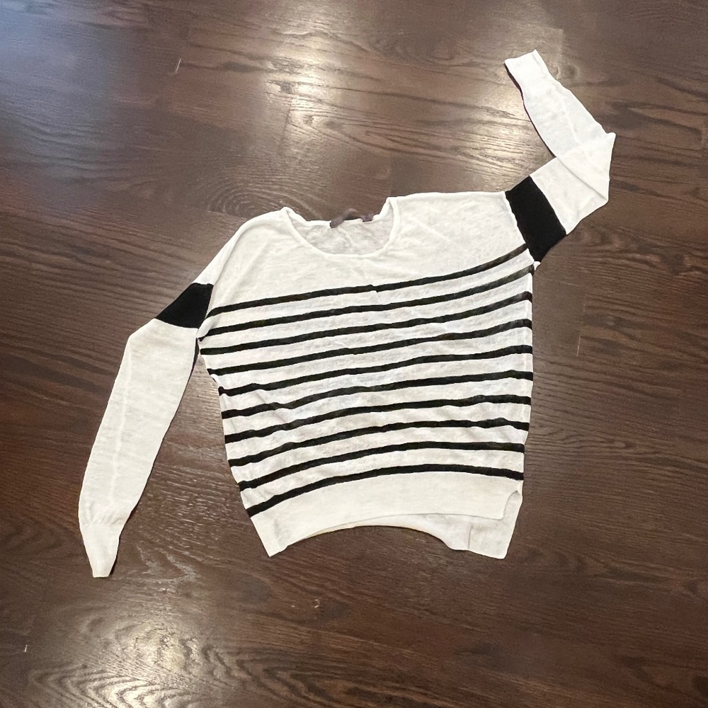 Feel The Piece Black & White Semi-Sheer Pullover Linen Sweater OS